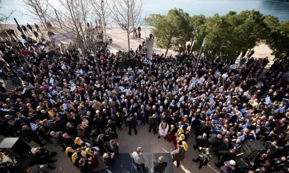 Ότι του φανεί... Βουλγαρικά ΜΜΕ κατηγορούν την Ελλάδα για παρεμβάσεις στην αλβανική απογραφή!